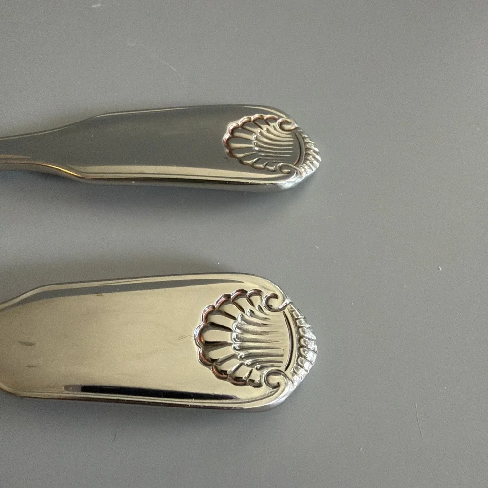 Set of 2 Oneida 